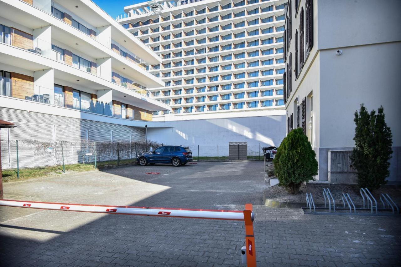 Apartamenty Promenada Z Tarasem I Parkingiem - Apartamenty Na Wyspie Świnoujście Εξωτερικό φωτογραφία